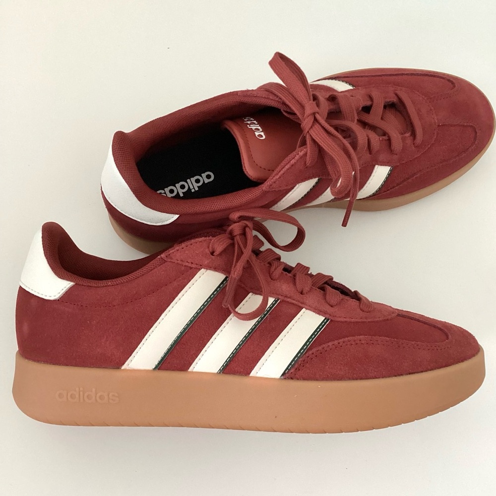\Adidas\ NWT Men’s Barreda Sneakers - Picture 6 of 12